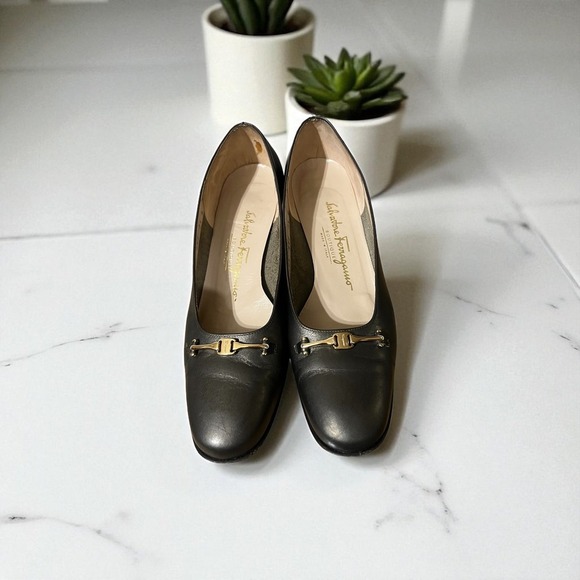 Salvatore Ferragamo Leather Block Heel Pumps Bronze Metallic Classic - Picture 2 of 7